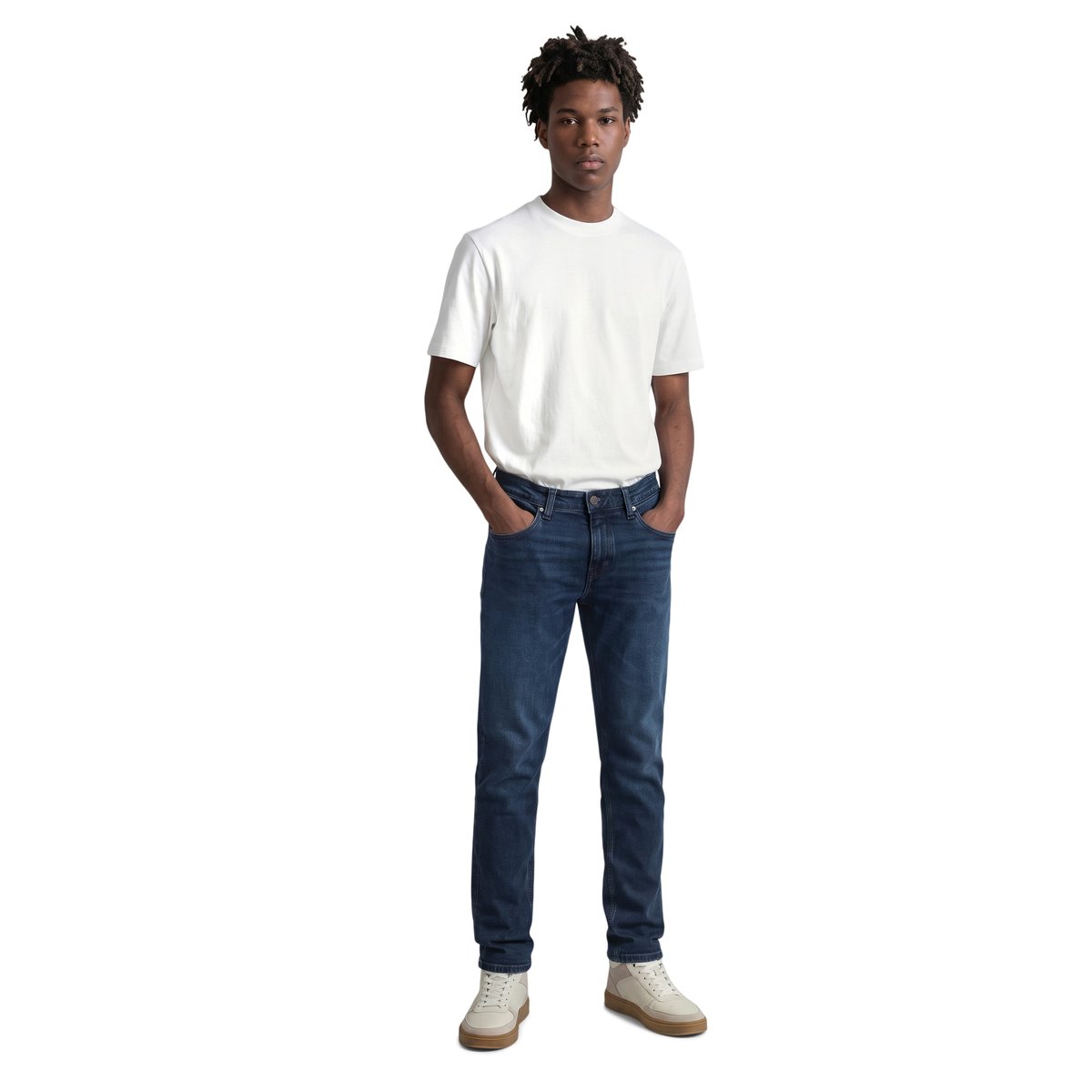 Jeans modèle Aric tapered en coton bio mélangé bleu, MARC O’POLO DENIM