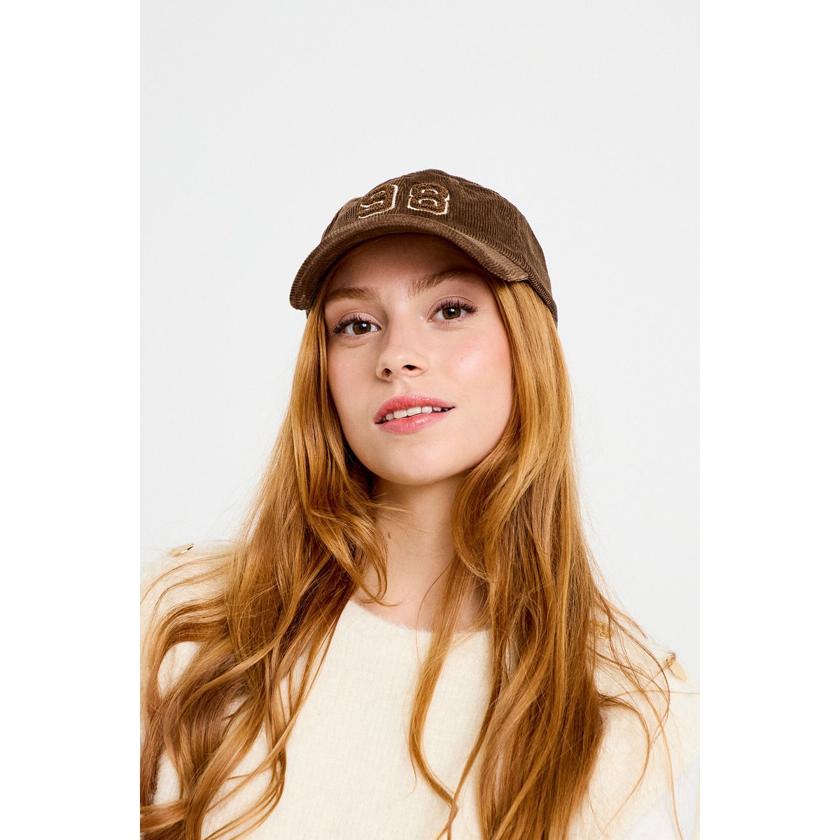 Casquette en velours gris, CACHE CACHE