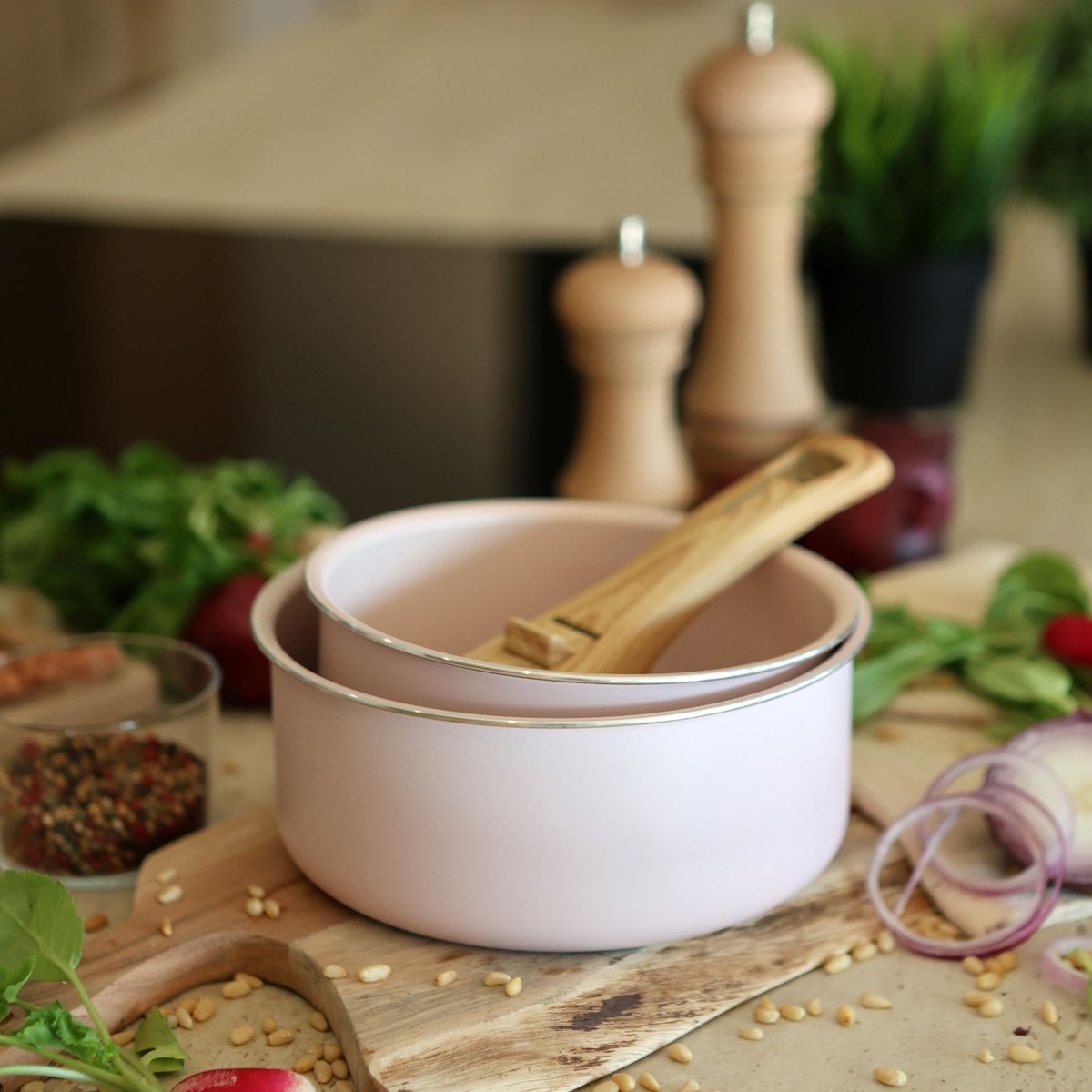 Set 2 casseroles 16/18 cm en aluminium avec poignée, COLORAMA rose, MENASTYL