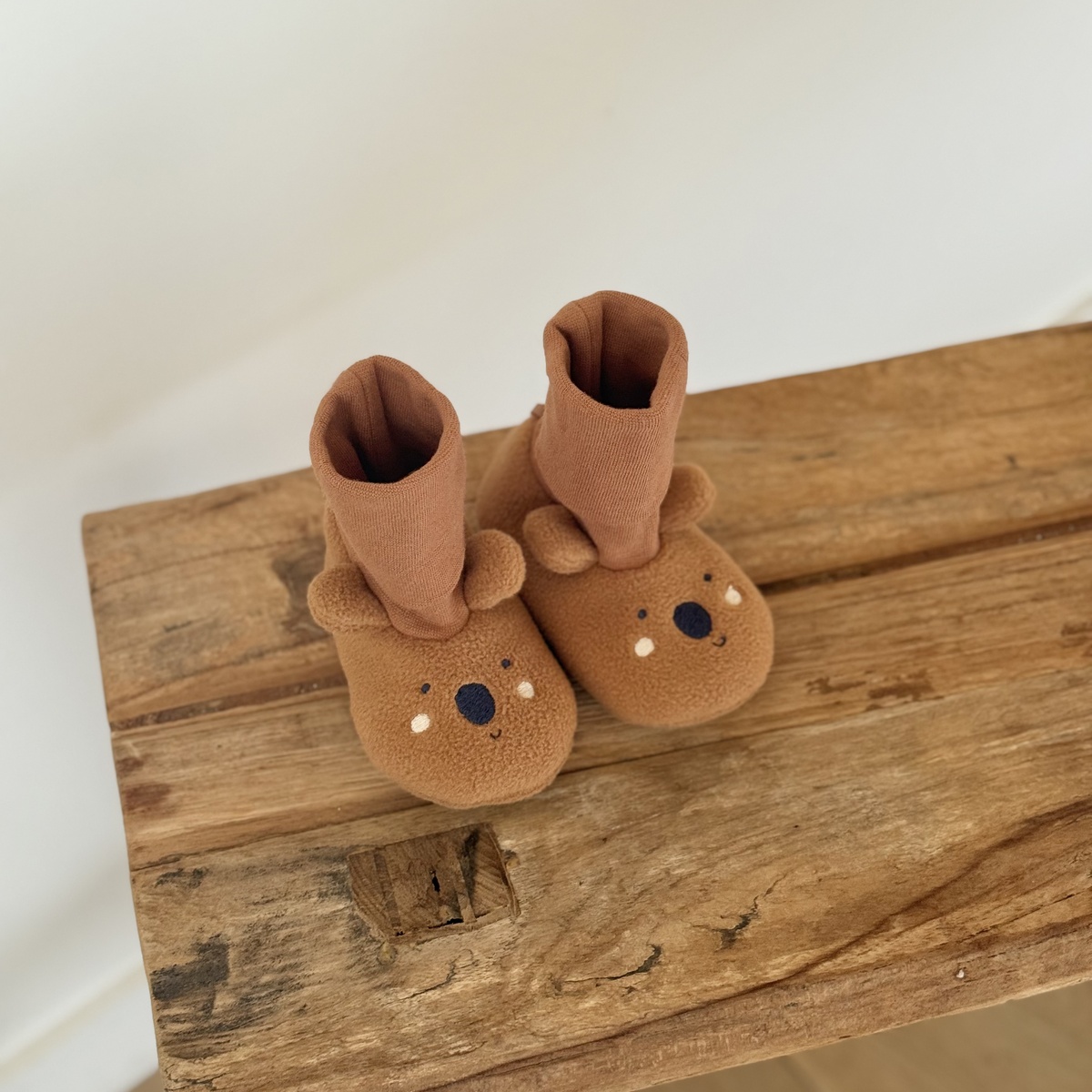 Chaussons bébé Constellation camel, PETIT BEGUIN