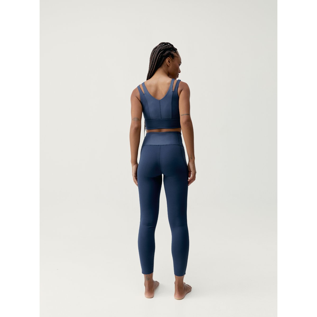 Brassière de sport femme Maan Maintien moyen bretelles coussinets amovibles bleu marin, BORN