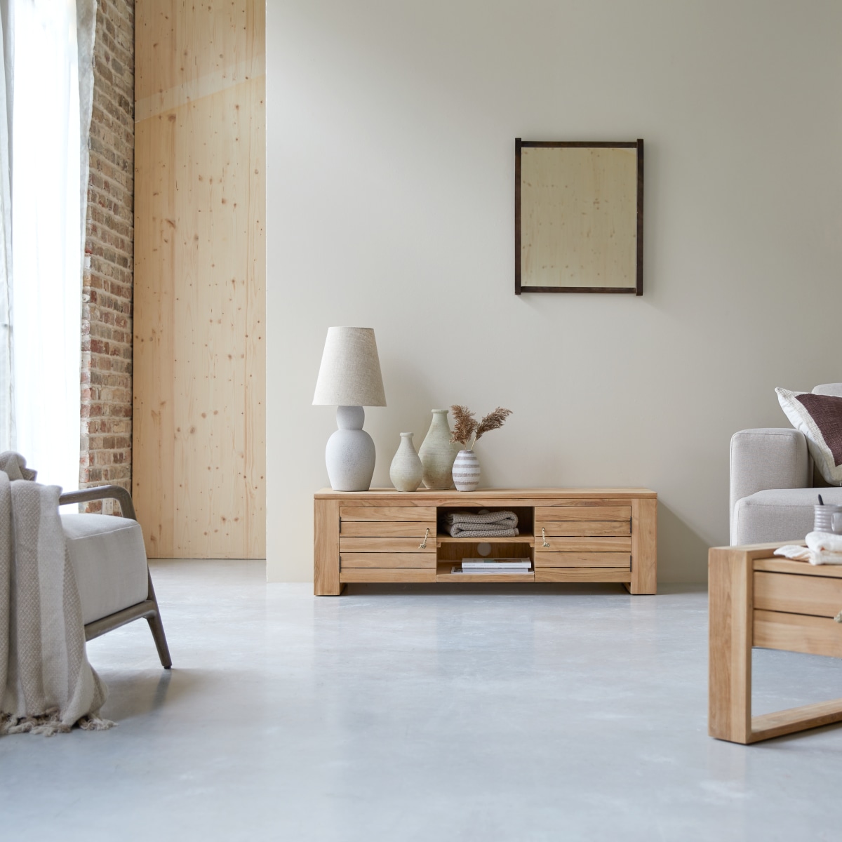 Meuble Hi-FI, TV en Teck massif, MINIMALYS naturel, TIKAMOON