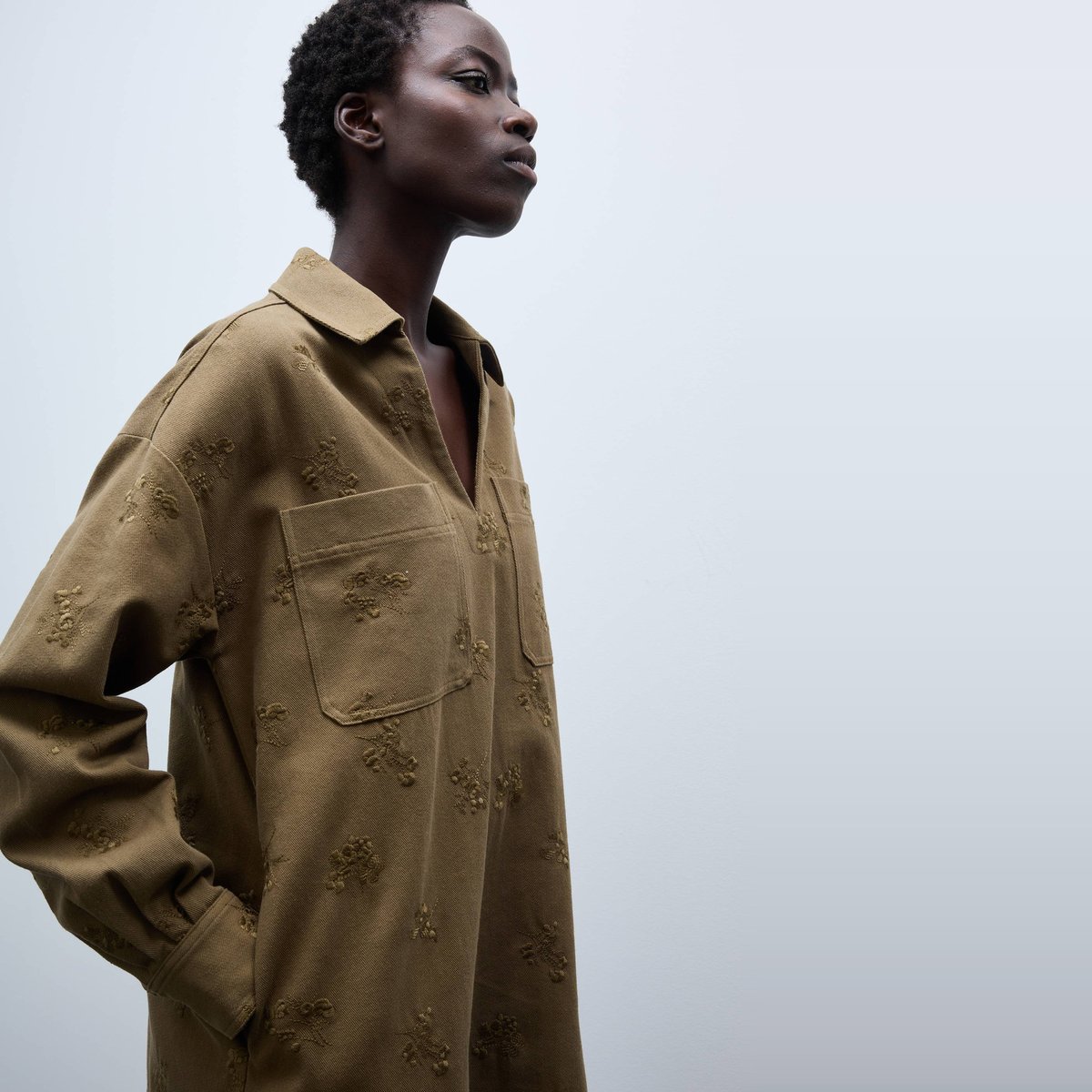 Robe courte manches longues avec détails brodés en coton parka, MONOPRIX
