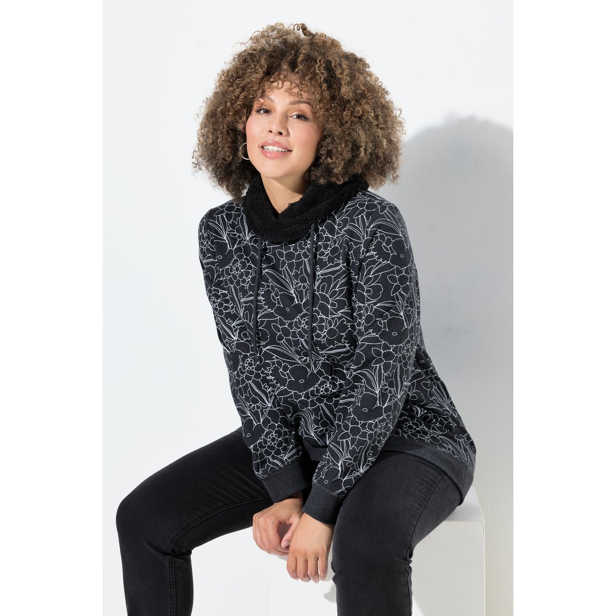 Sweat-shirt imprimé noir, ULLA POPKEN