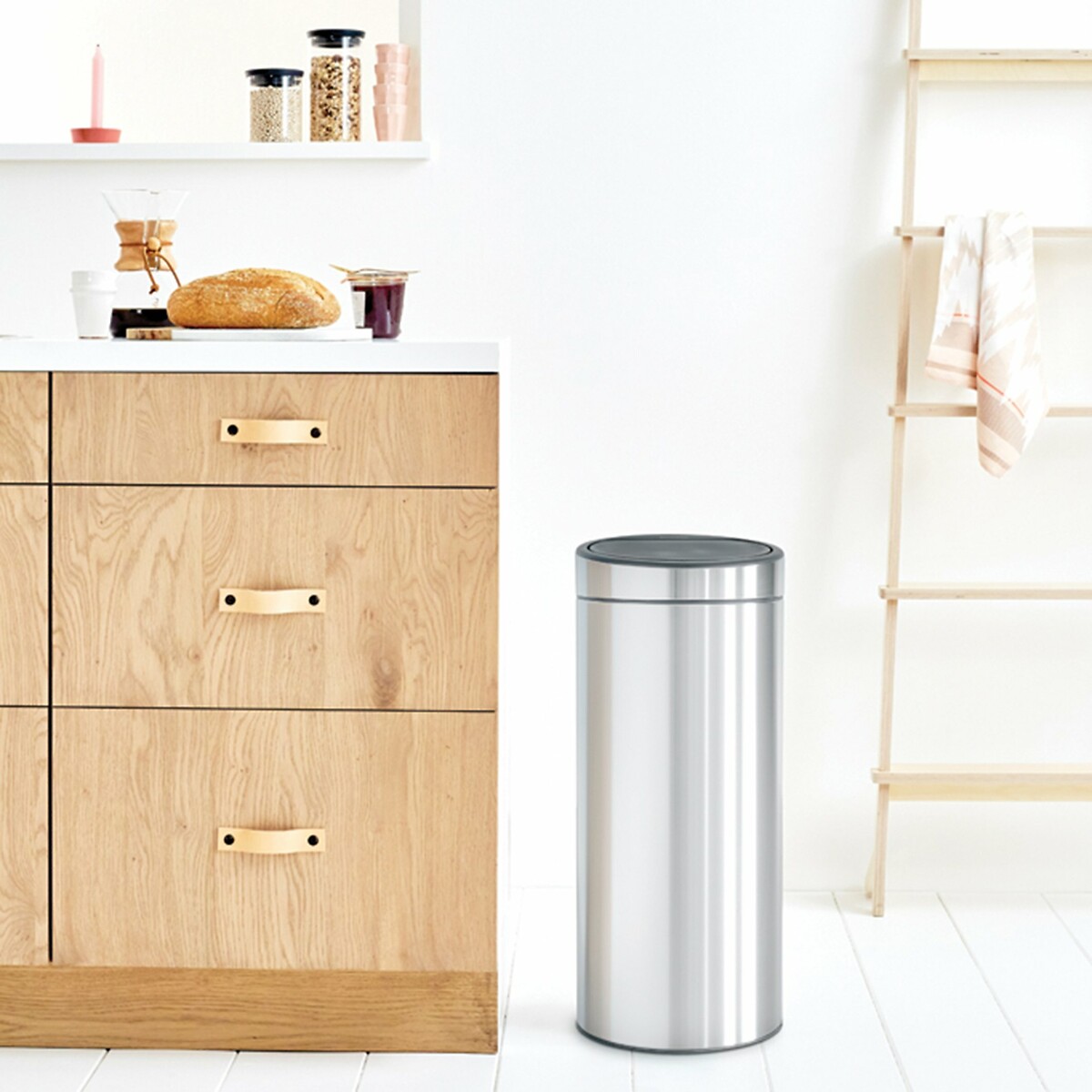 Poubelle de cuisine manuelle Touch Bin 30L 115349 silver, BRABANTIA