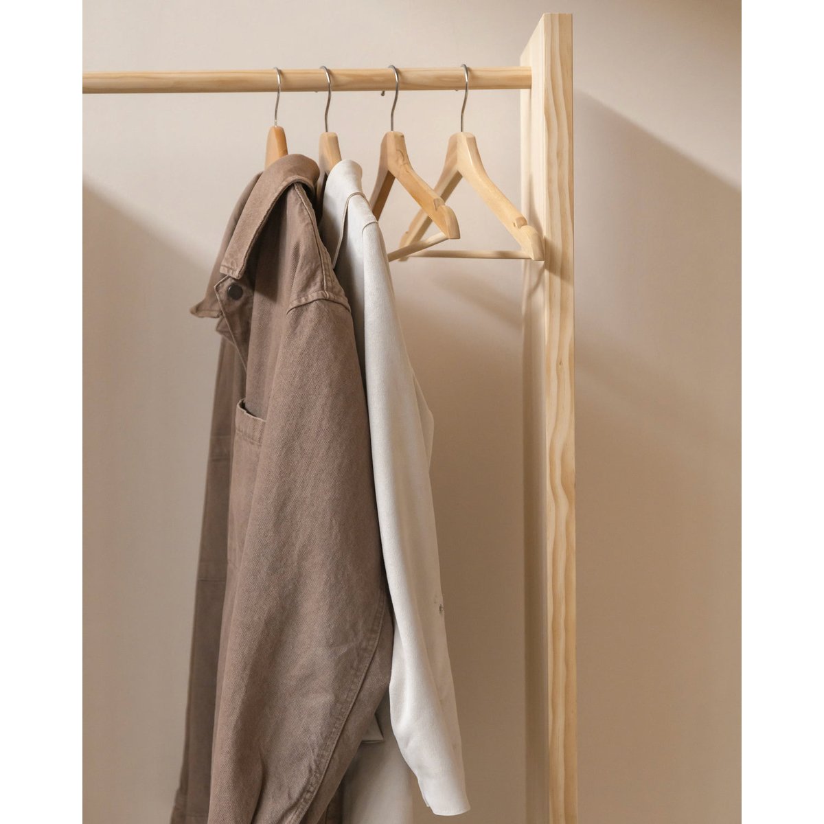 Porte-manteau 80 x 170 cm verni MARIOLA bois clair, NAAN FURNITURE