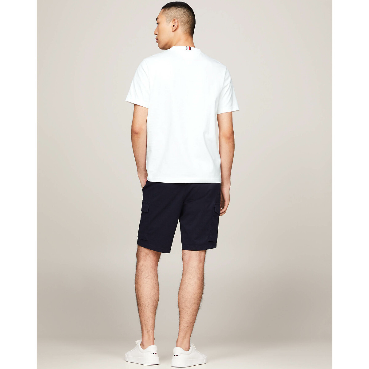 T-shirt met ronde hals en logo wit, TOMMY HILFIGER
