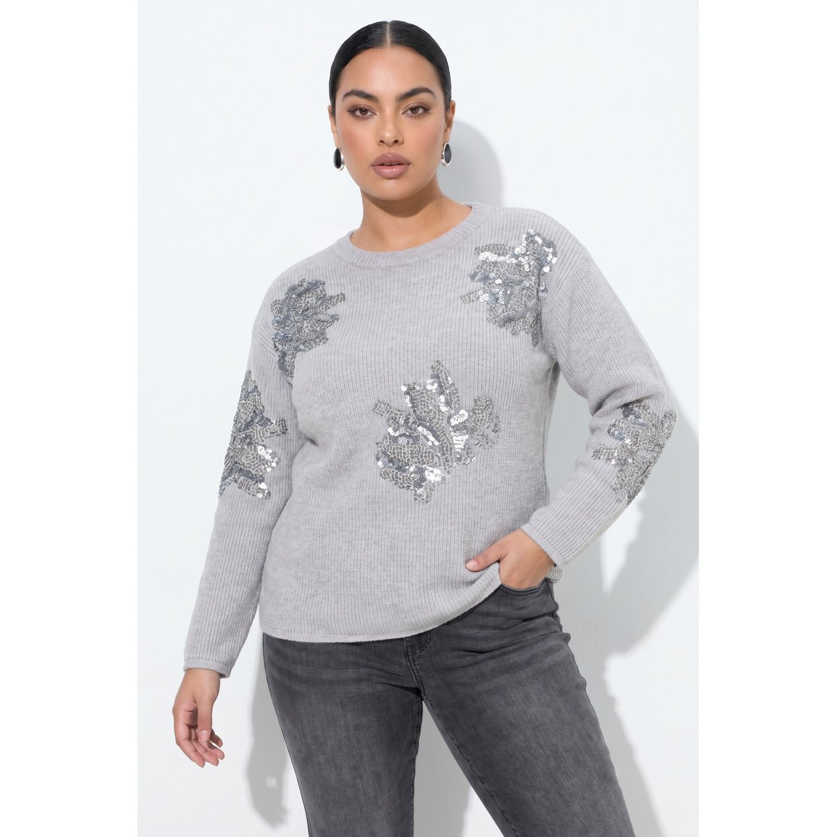 Pull coupe Classic Fit, broderies florales chiné gris moyen, ULLA POPKEN
