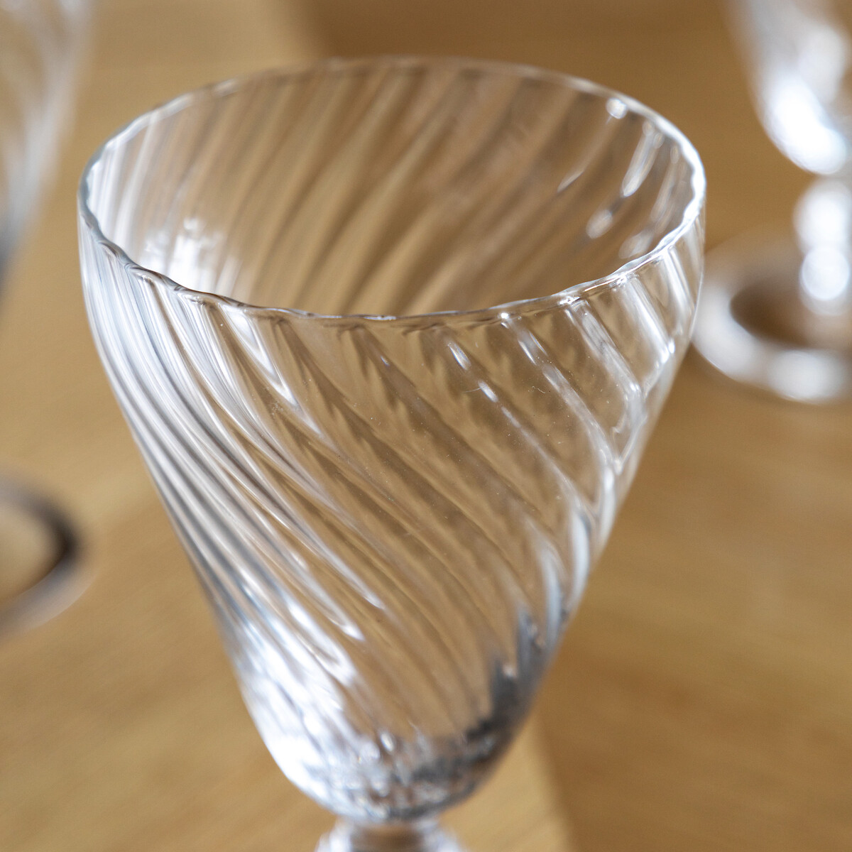 Set of 4 Vela Wine Glasses in Clear transparent, ÉDITÉ