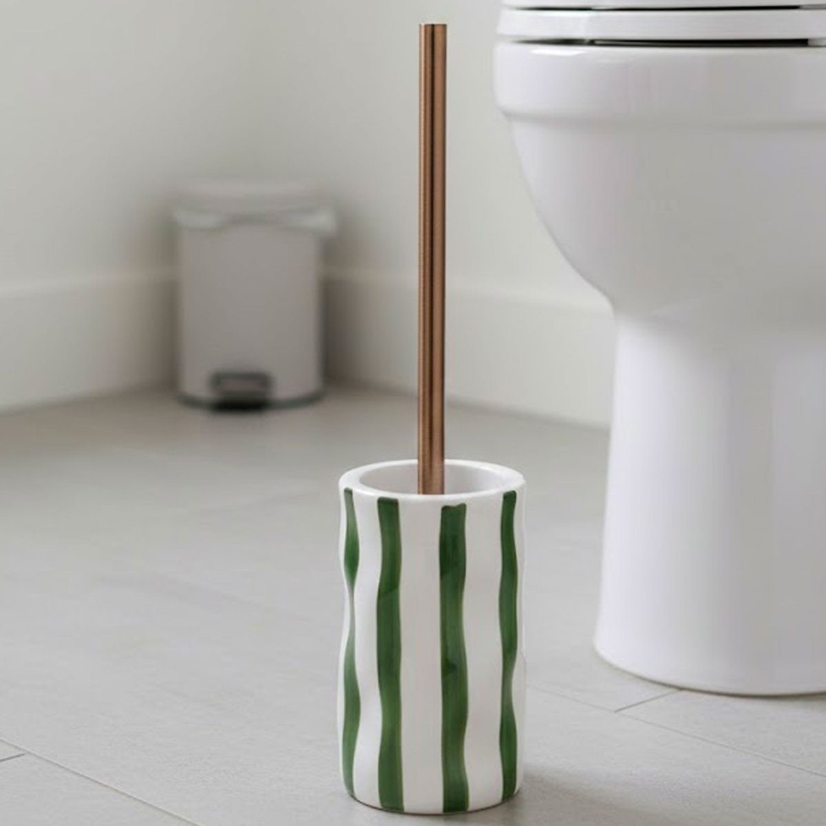 Brosse WC en céramique rayures vert et blanc 10.5x10.5x44cm vert, WADIGA