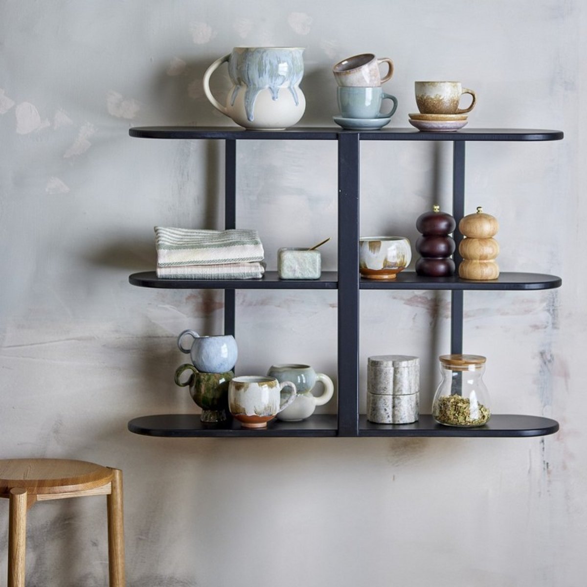 Etagère murale design bois Vicente noir, BLOOMINGVILLE