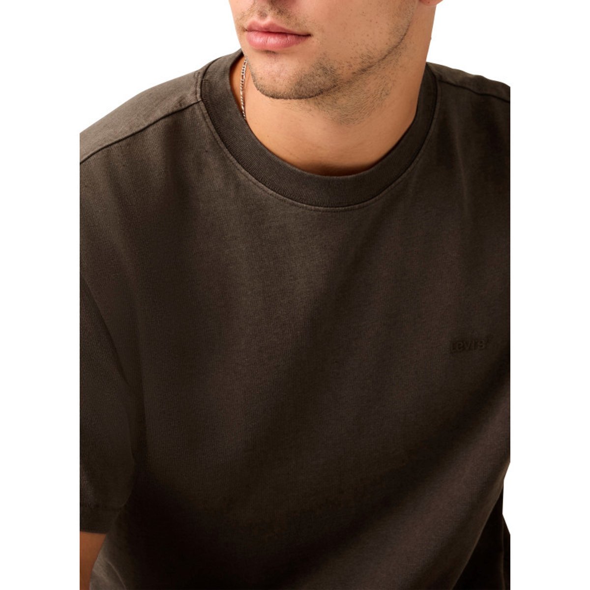 T-shirt en coton marron à coupe droite pourvu d'un large col rond marron, LEVI'S