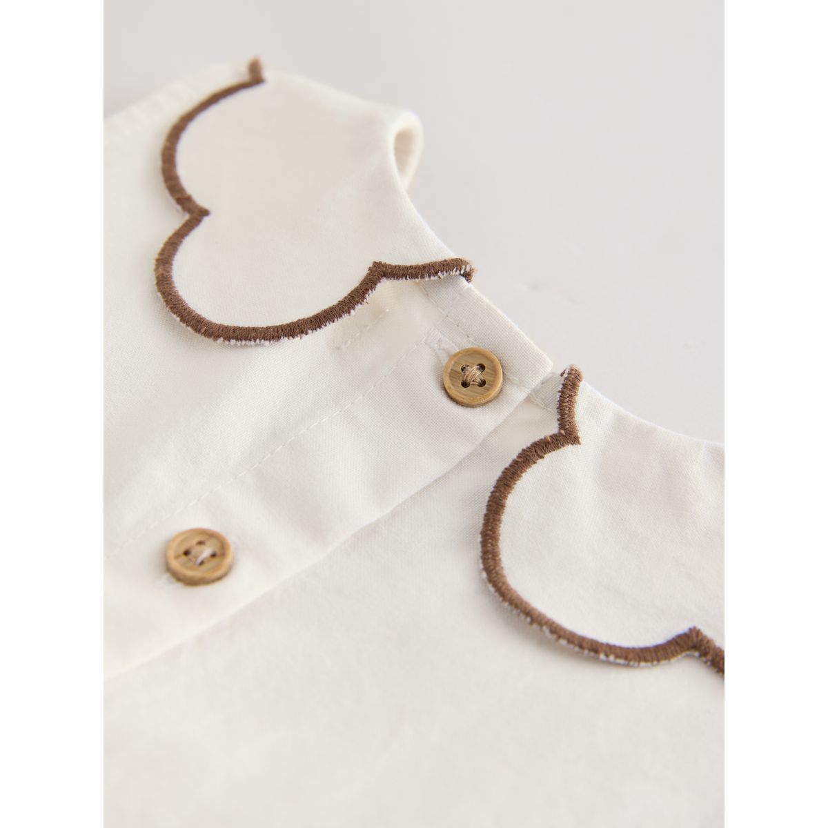 Ensemble blouse et short écru/chocolat à pois, NEXT