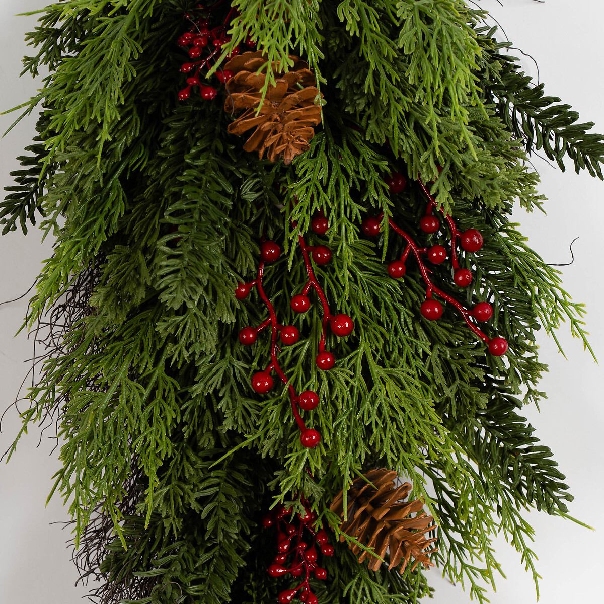 67cm Pine & Berry Swag green, SO'HOME