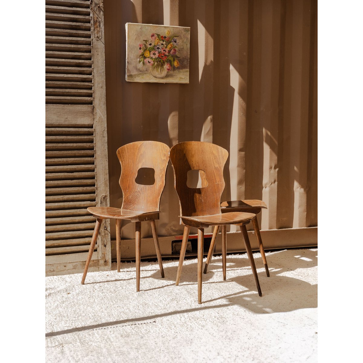 Lot de 3 chaises Baumann en bois Claude N°1157 - Bon état bois foncé, DEBONGOUT