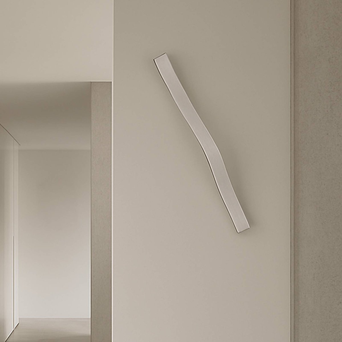 Applique en métal moderneLED, Alvon argent, LINDBY