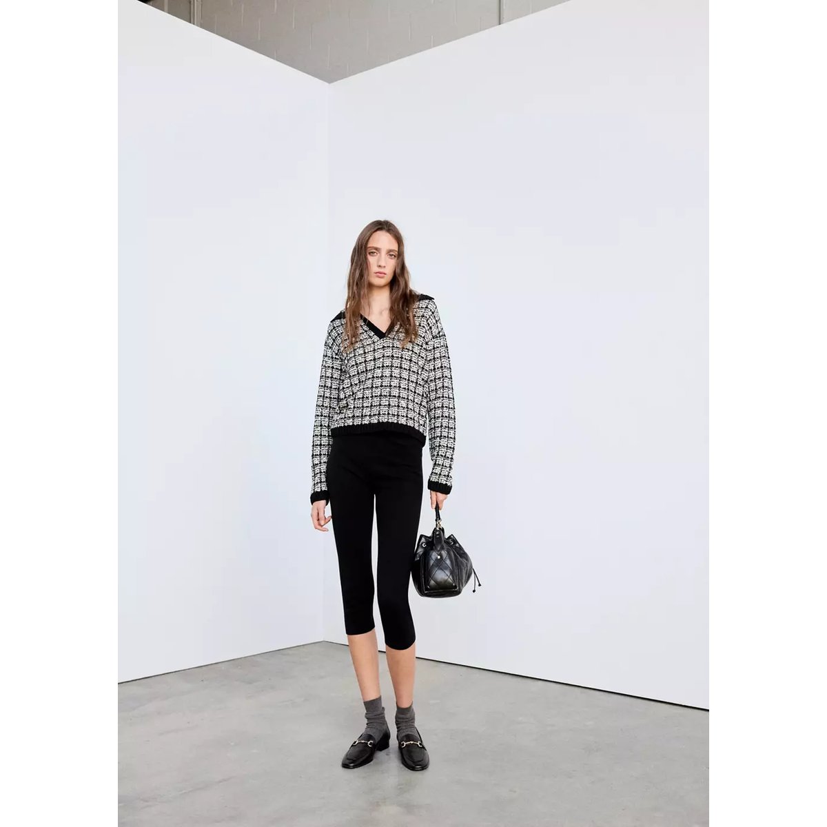 Pull en tweed col polo noir, MANGO