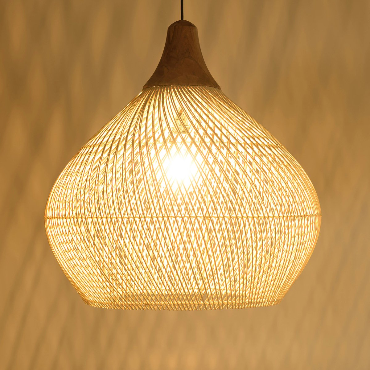 Suspension boule en rotin 68 cm FOLELLI ecru, PIER IMPORT