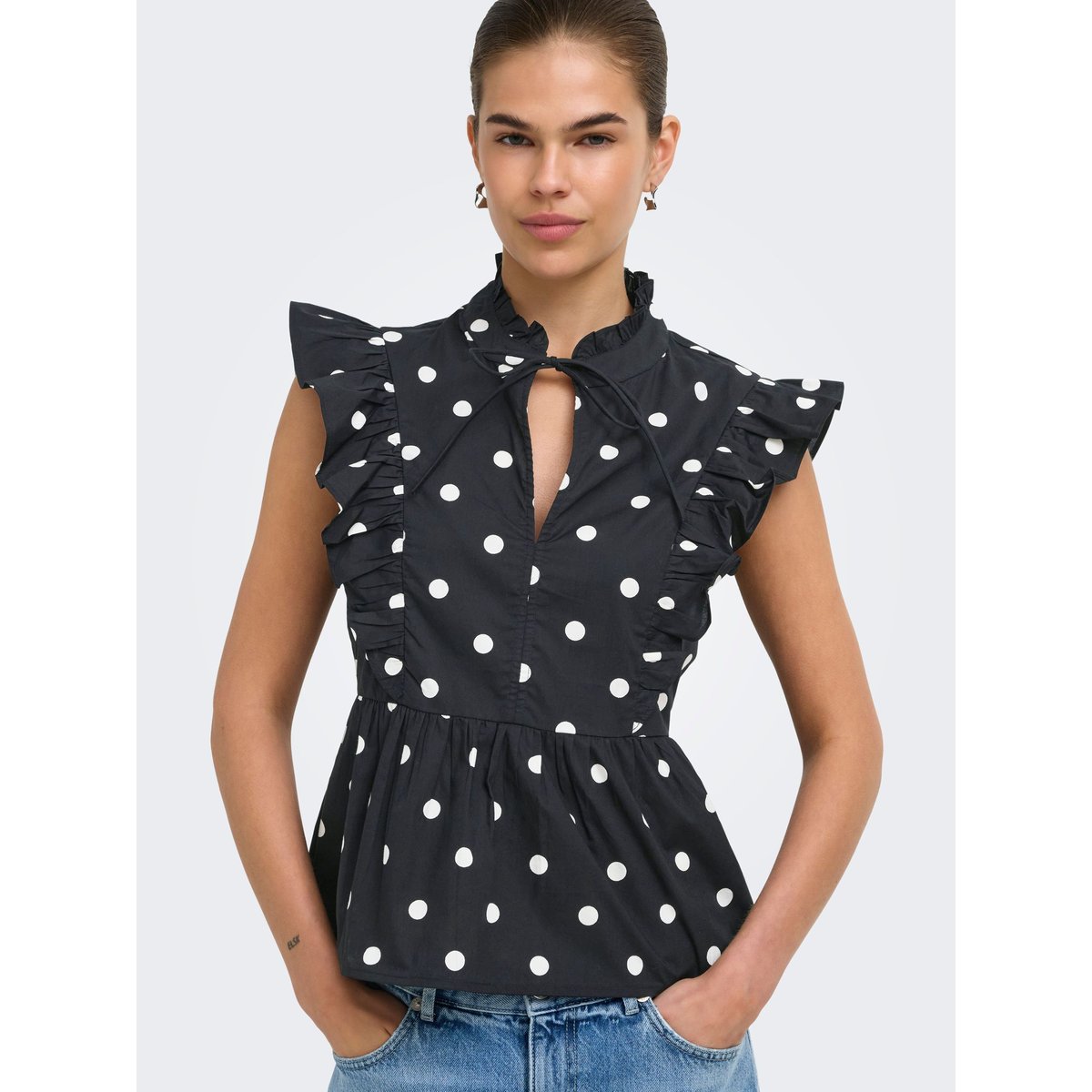 Top black 1, ONLY