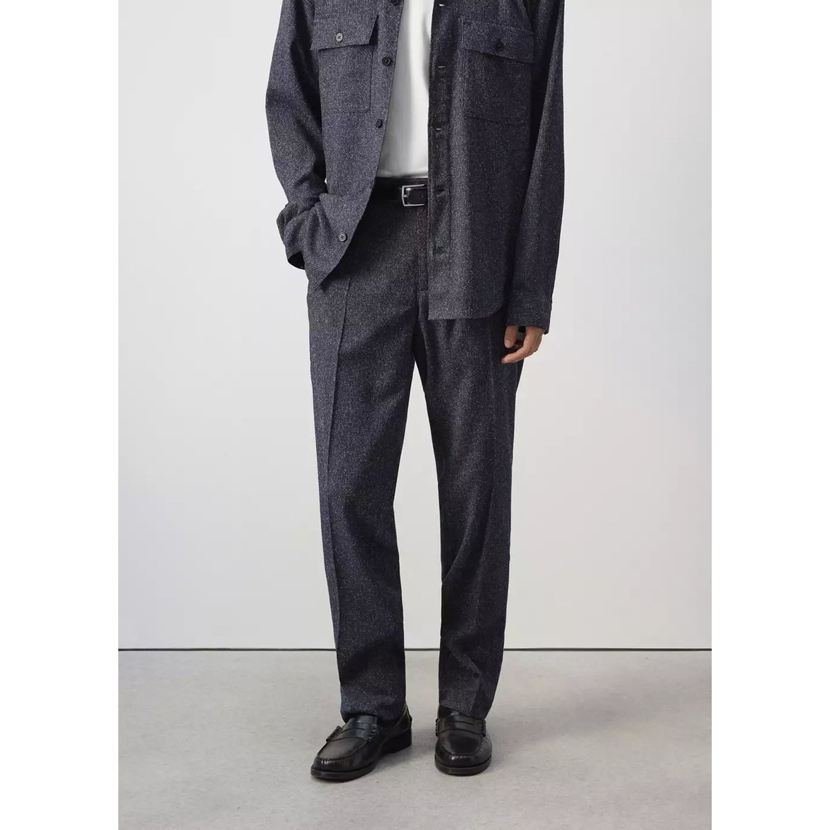 Pantalon regular-fit texturé bleu marine, MANGO MAN