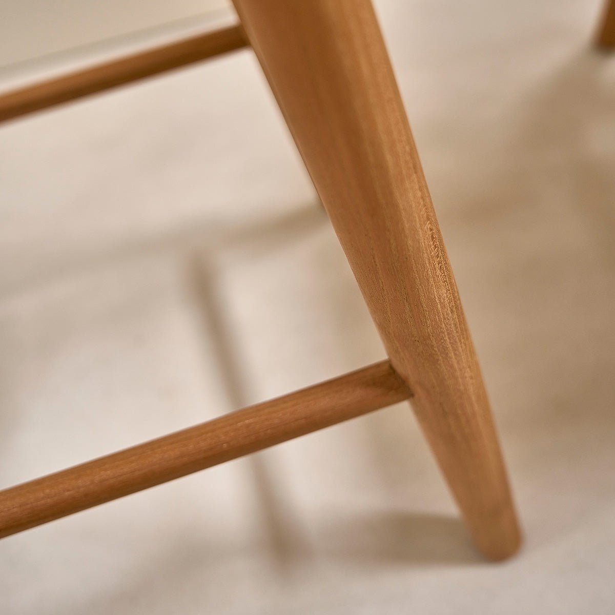 Tabouret de bar en teck massif AMBRE naturel, BERAH GETAH