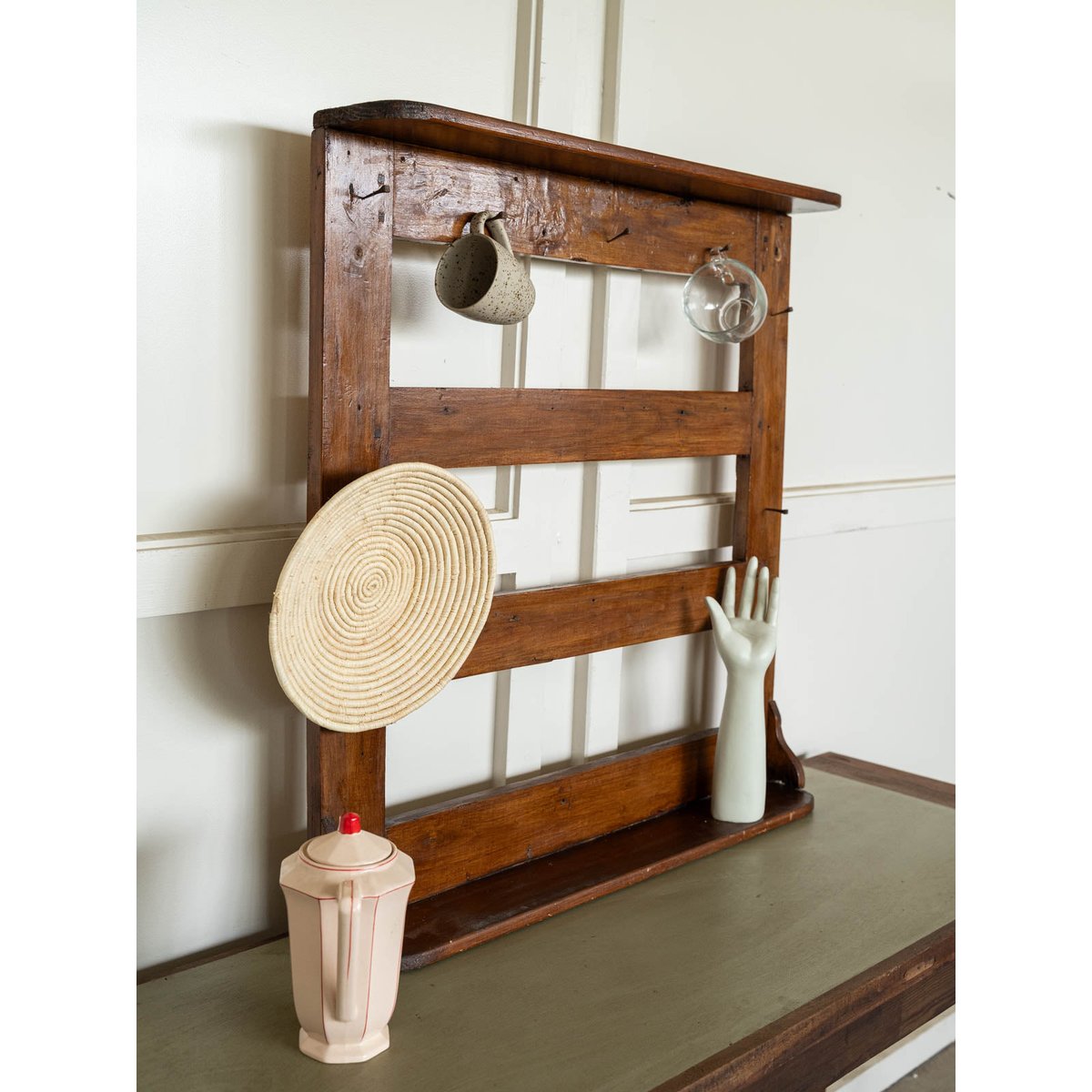 Ancienne étagère à casseroles en bois Gaëlle N°1572 - Bon état bois foncé, DEBONGOUT