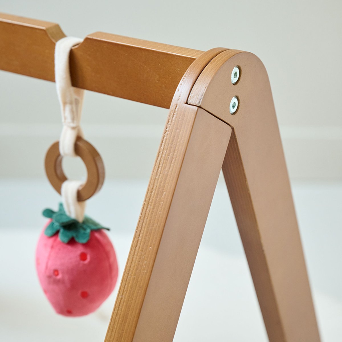 Portique d'éveil bébé FRUIT marron, PETITE AMELIE