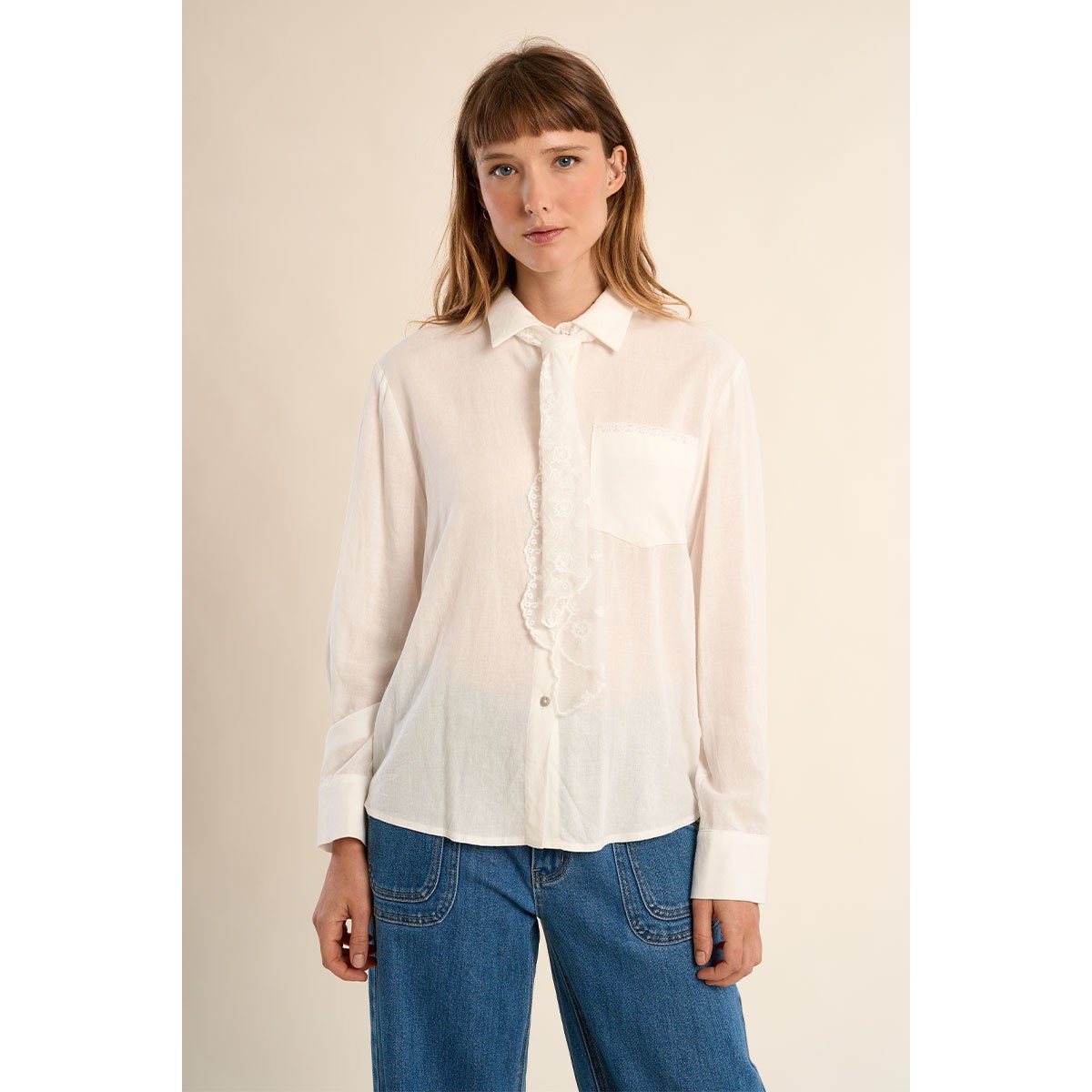 Chemise blanche avec cravate en dentelle blanc, MOLLY BRACKEN