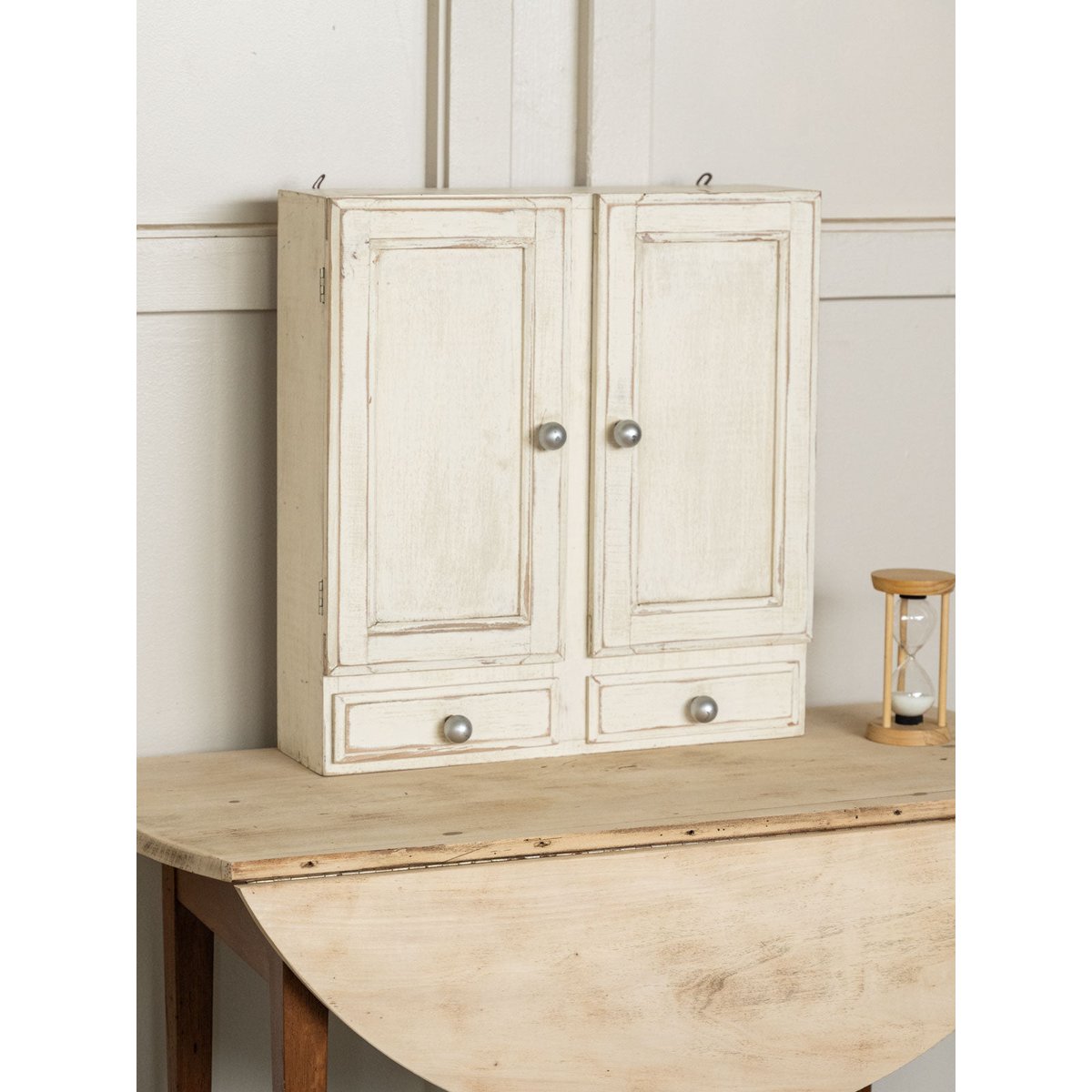Armoire à pharmacie en bois Gaëlle N°1569 - Bon état blanc, DEBONGOUT