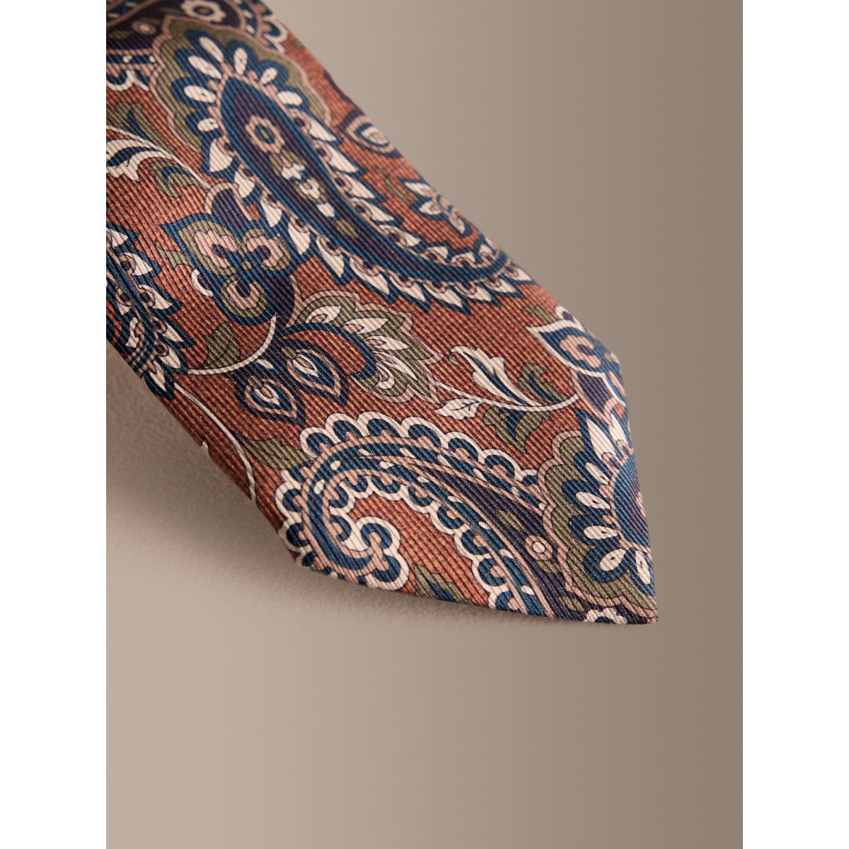 Cravate en soie italienne signature orange, NEXT