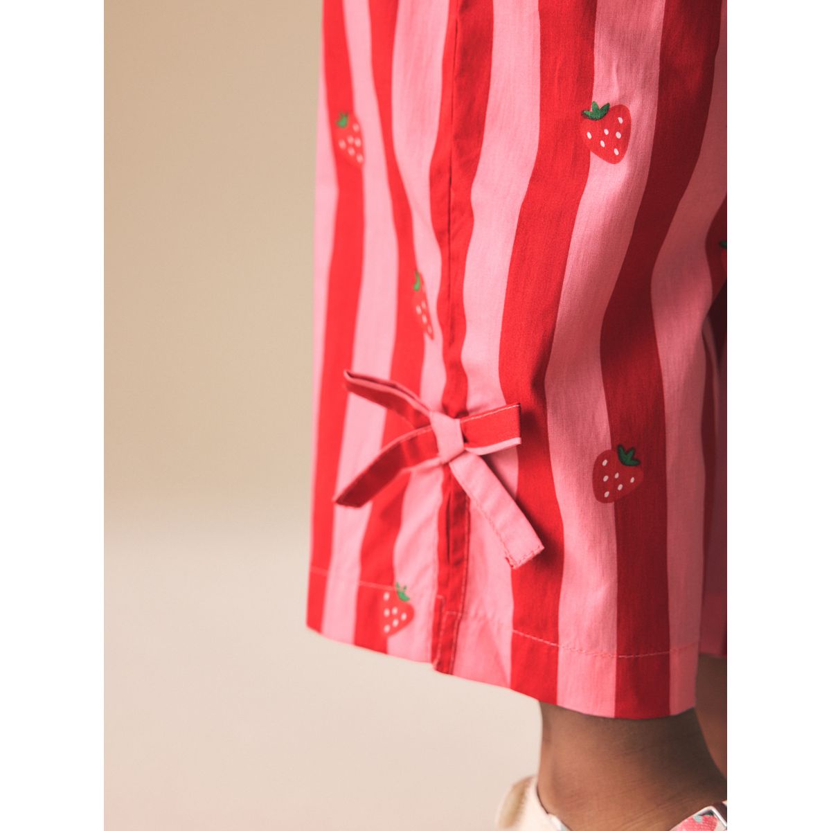 Ensemble pantalon et chemisier coordonné rouge/rose rayé, NEXT