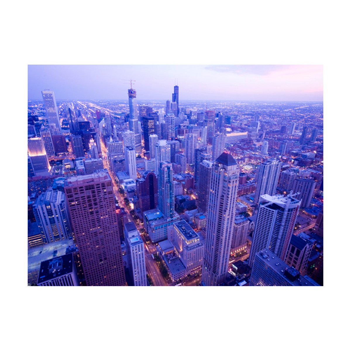 Papier peint intissé panoramique Ville et Architecture Chicago : lumières timides au crépuscule blanc, EDEN