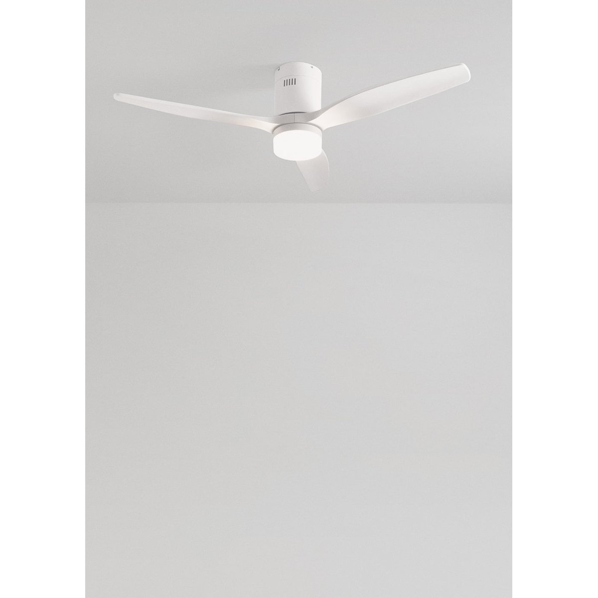 Ventilateur de plafond 40W avec lumière et télécommande WIND CALM NATURAL WOOD blanc/blanc, CREATE