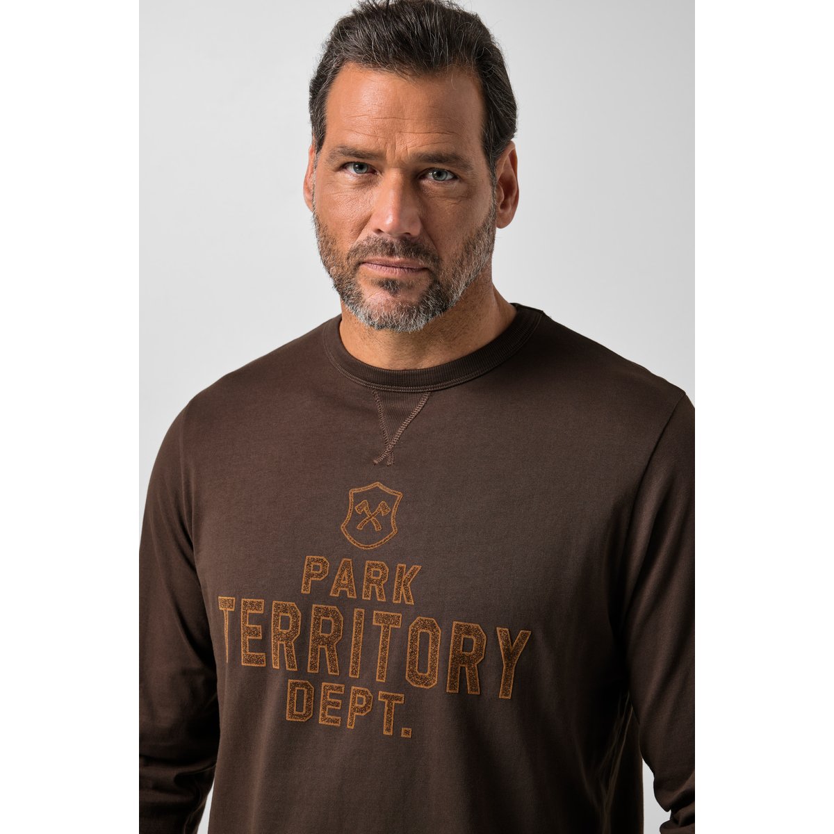 T-shirt à manches longues marron foncé, JP1880