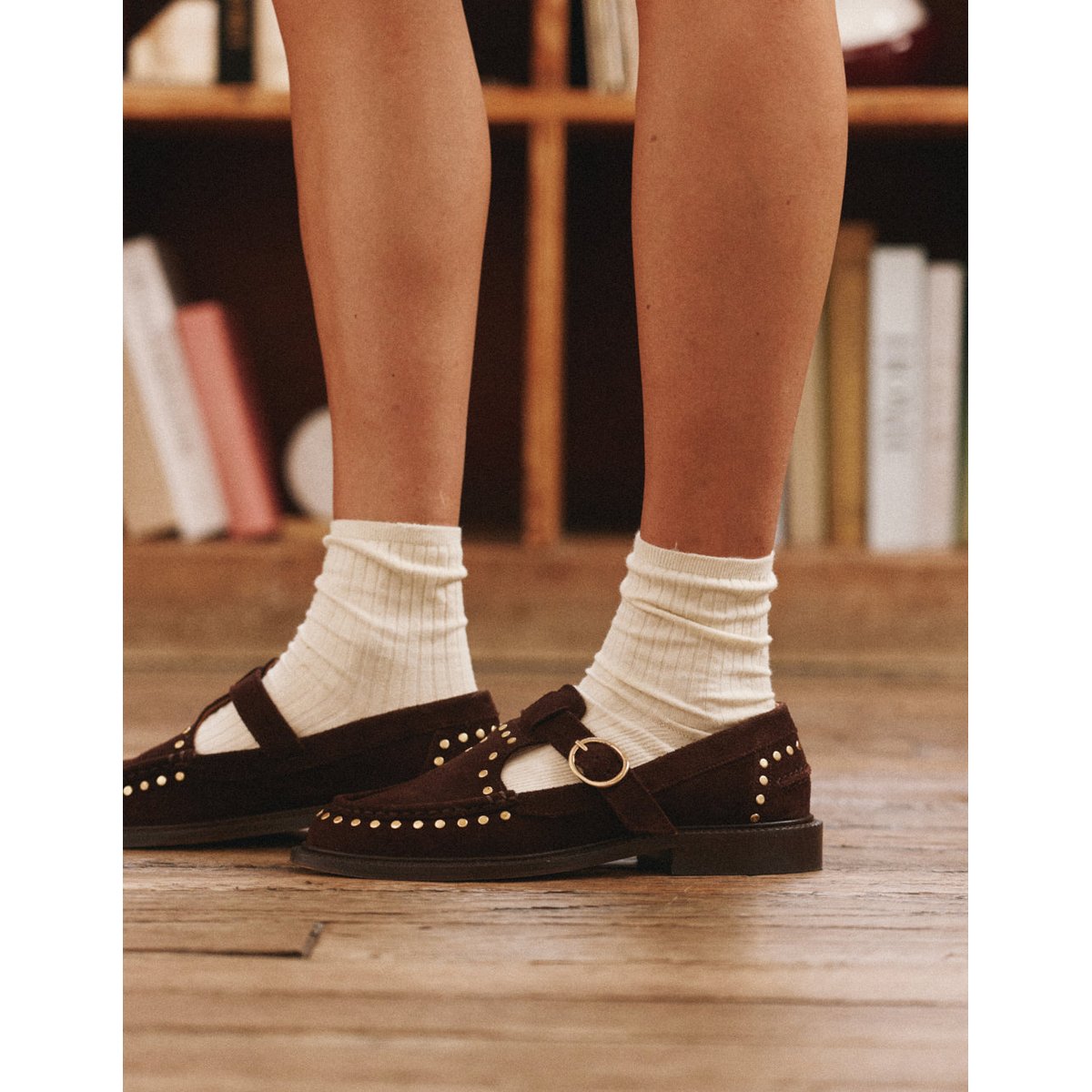Derbies AYRO suède chocolat clous, ODAJE