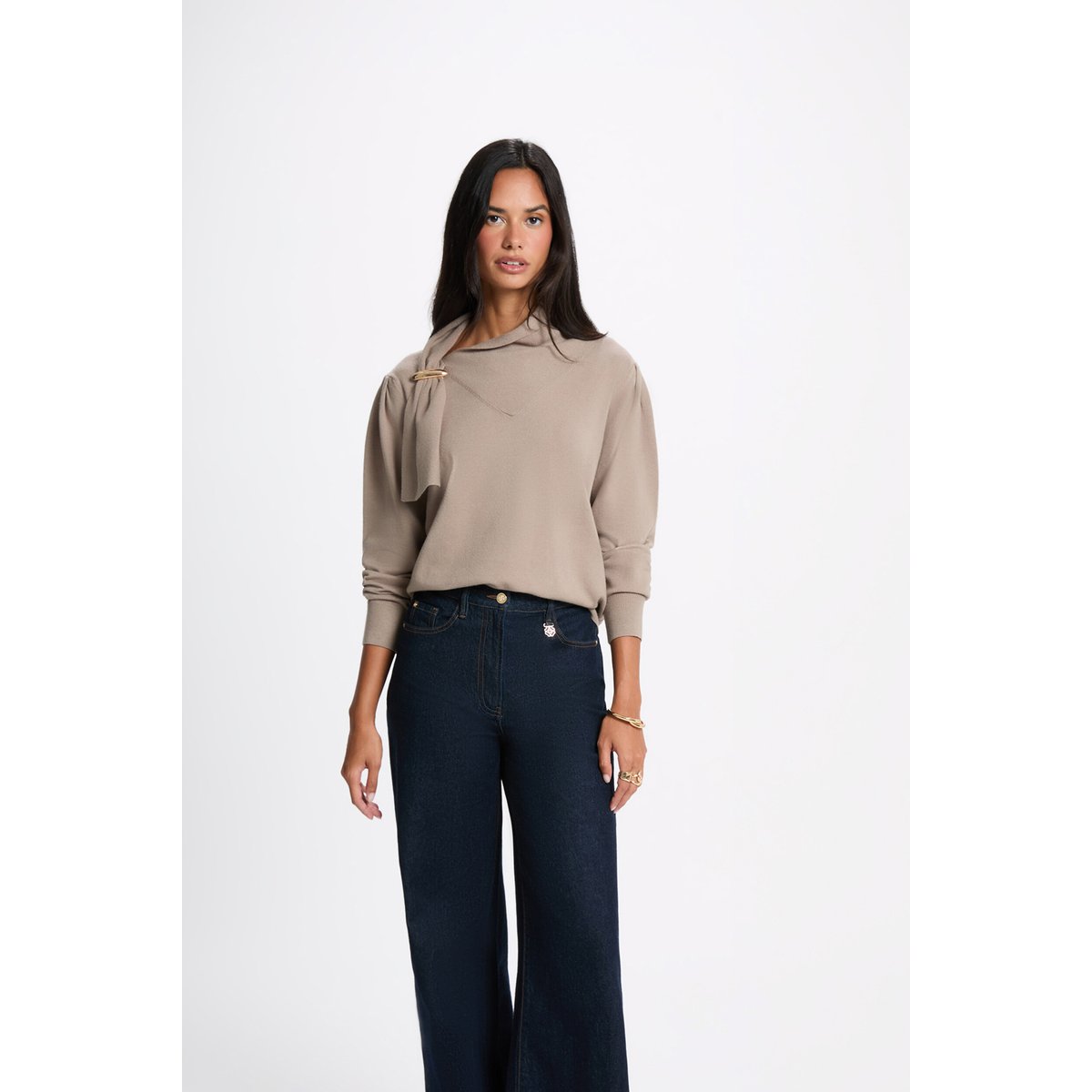Pull col v asymétrique taupe, MORGAN