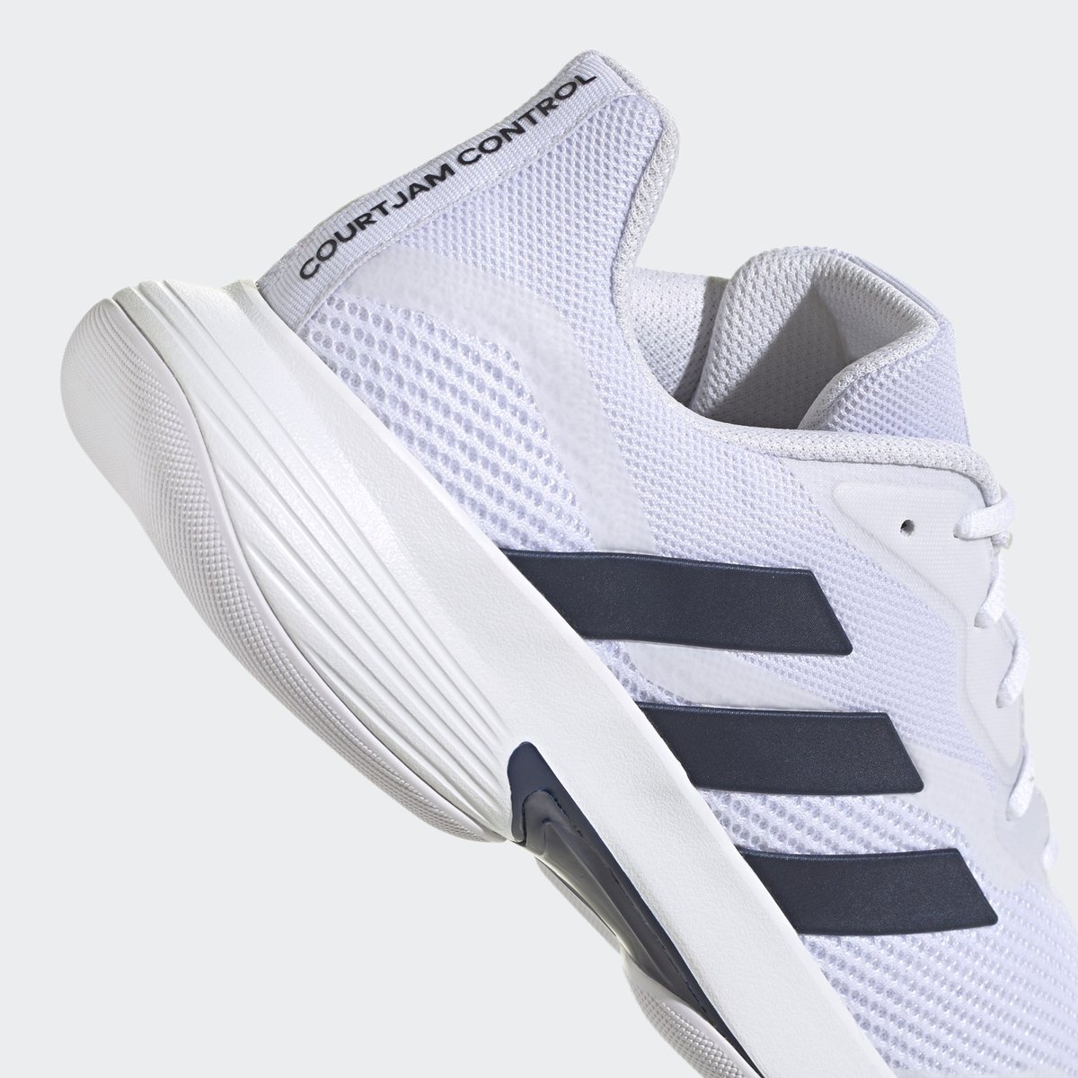 Chaussure De Tennis Courtjam Control Chaussure De Tennis Courtjam Control cloud white / team navy / cloud white, adidas Performance