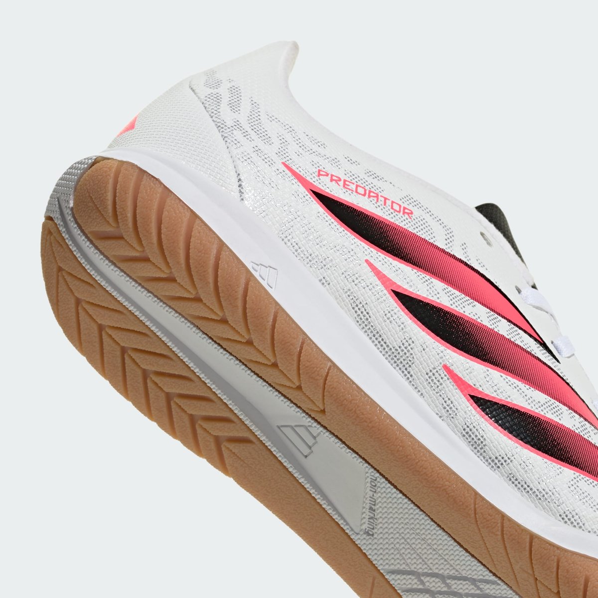 Chaussure De Football En Salle Predator Club Sala Enfants Chaussure De Football En Salle Predator Club Sala Enfants cloud white / solar turbo / core black, adidas Performance