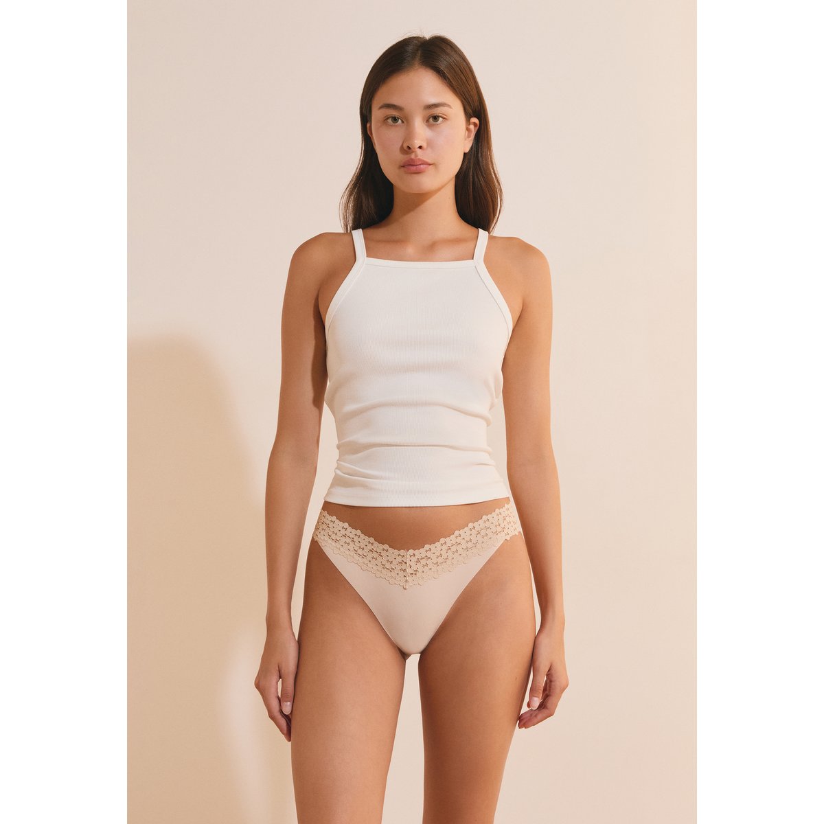 Tanga en microfibre et dentelle WISH lin, ETAM