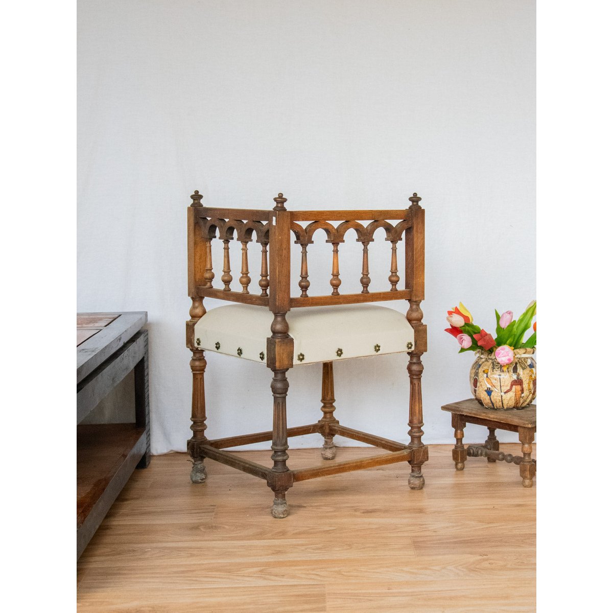 Chaise d'angle en cuir Claude N°882 - Bon état crème, DEBONGOUT