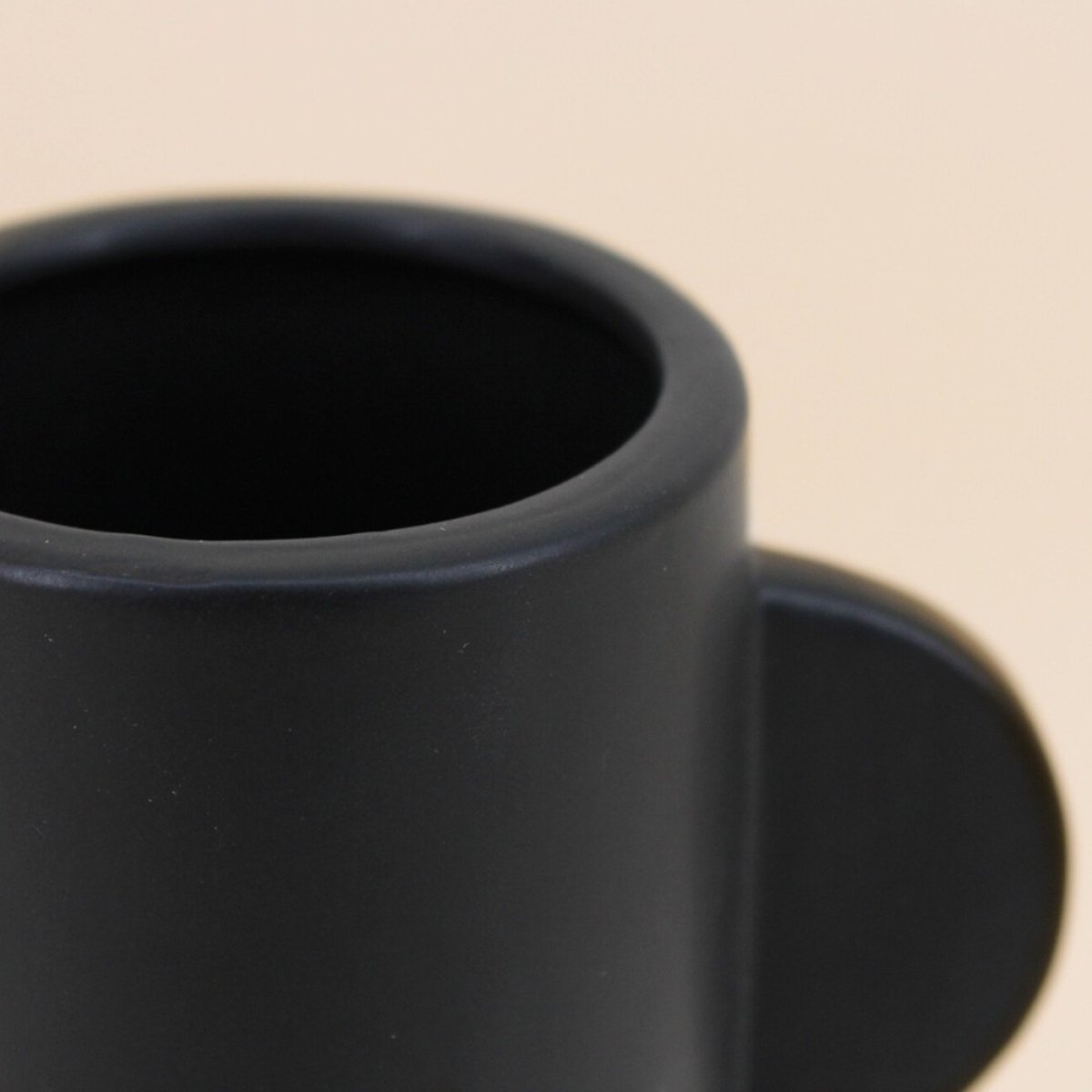 Vase en dolomite, H18cm noir, ORNAMI