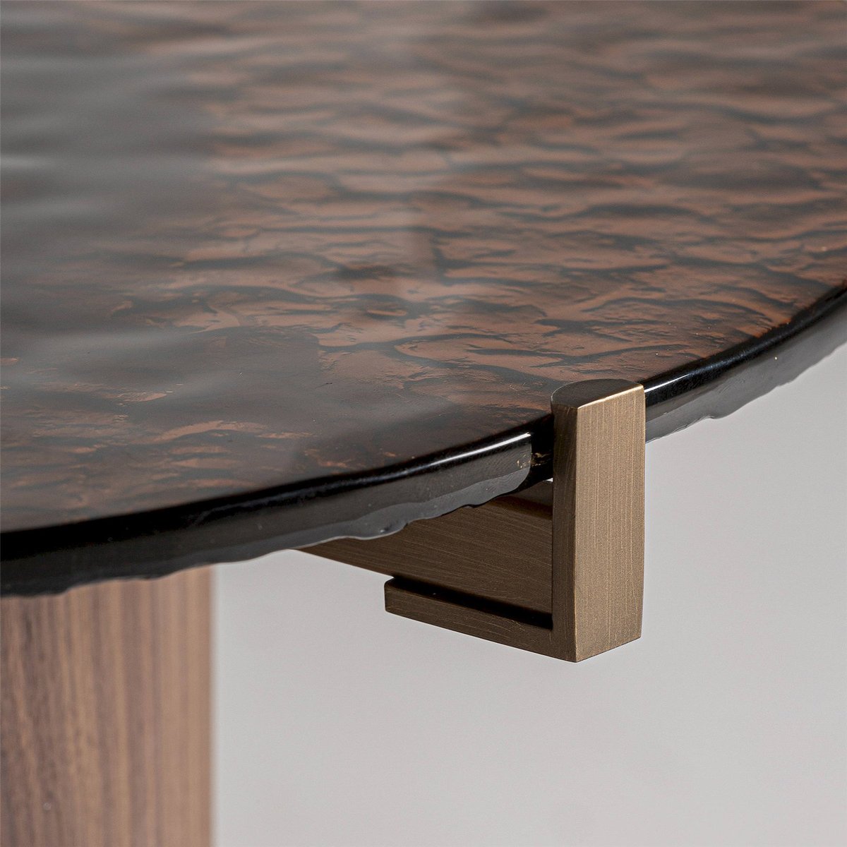 Table basse art déco en eucalyptus et pierre marron bois naturel et blanc pierre, RECOLLECTION