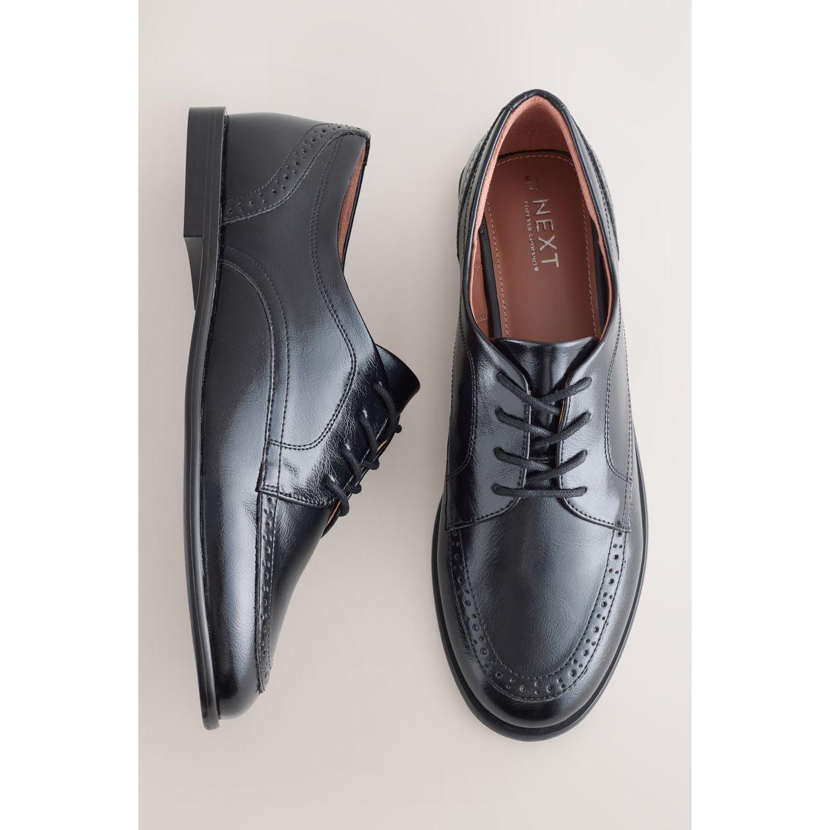 Chaussures rondes et lacets noir, NEXT