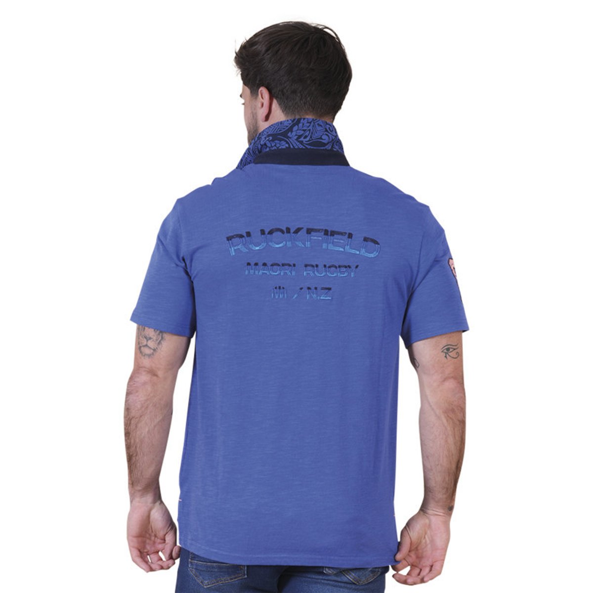Polo en coton biologique bleu uni pourvu d'une coupe droite et d'un col boutonné bleu, RUCKFIELD
