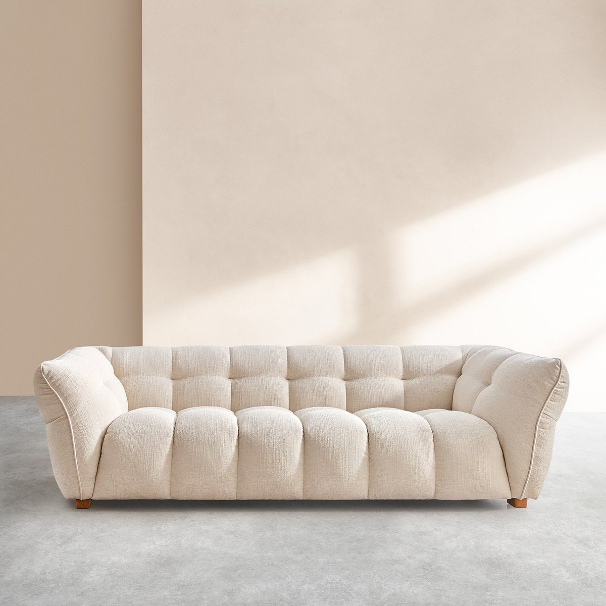 Canapé en tissu bouclette courte Mira DALVI ivoire, HABITAT