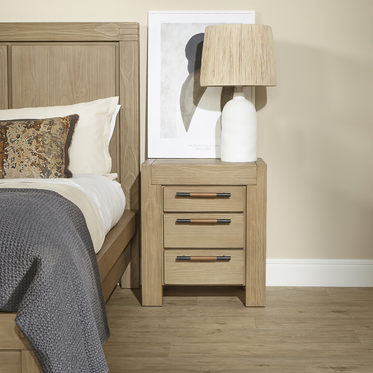 Table de nuit style contemporain en bois massif MEGÈVE marron, ROBIN DES BOIS