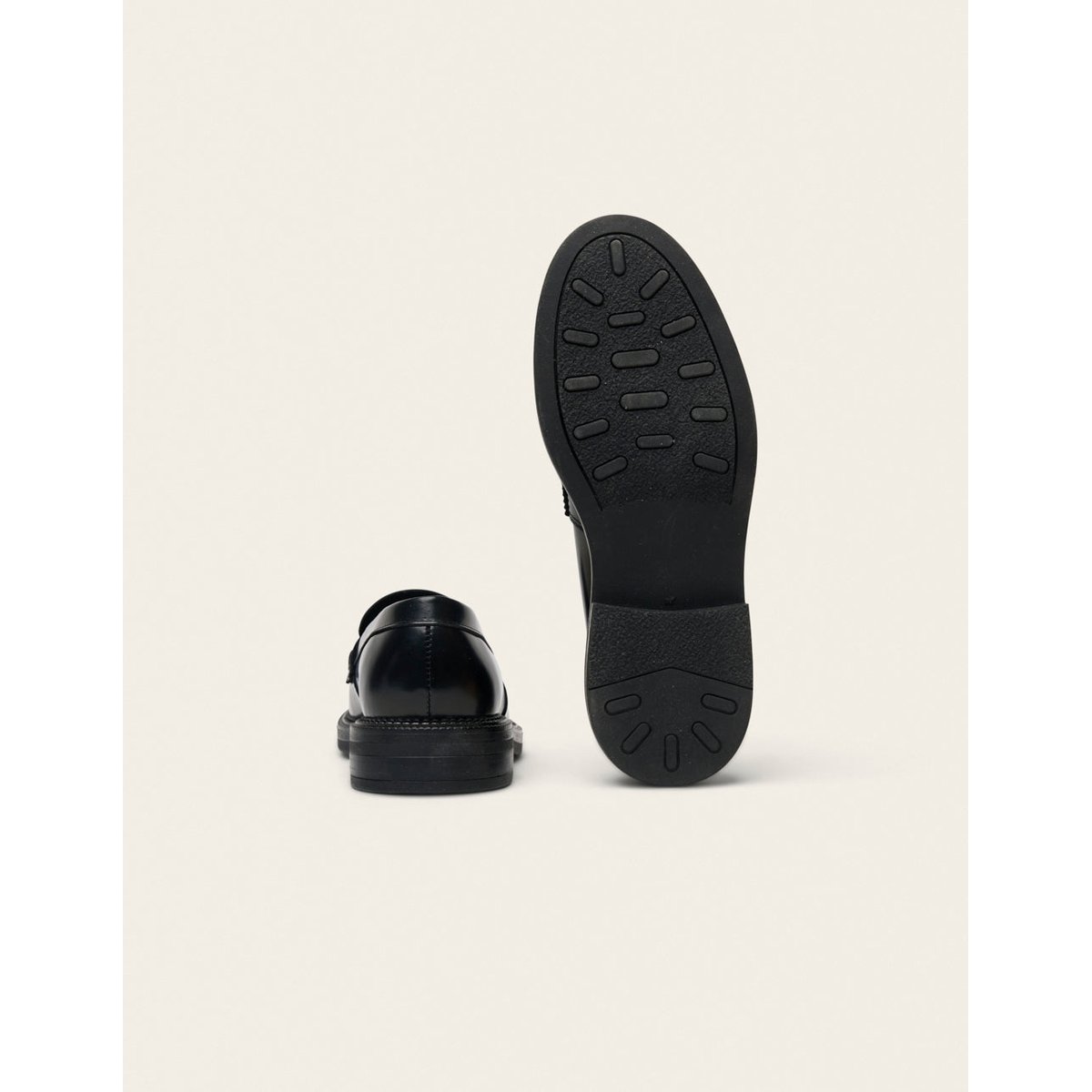 Mocassins MOSI cuir box noir, ODAJE