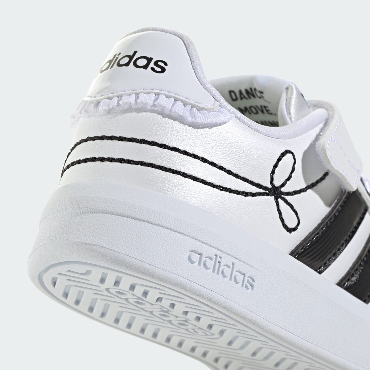 Chaussure Grand Court 3.0 Filles Chaussure Grand Court 3.0 Filles cloud white / core black / hi-res yellow, ADIDAS SPORTSWEAR