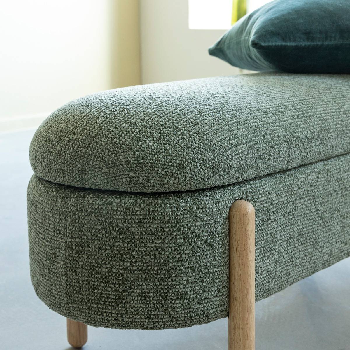 Banc en tissu bouclette NÉRIO vert, MADE IN MEUBLES