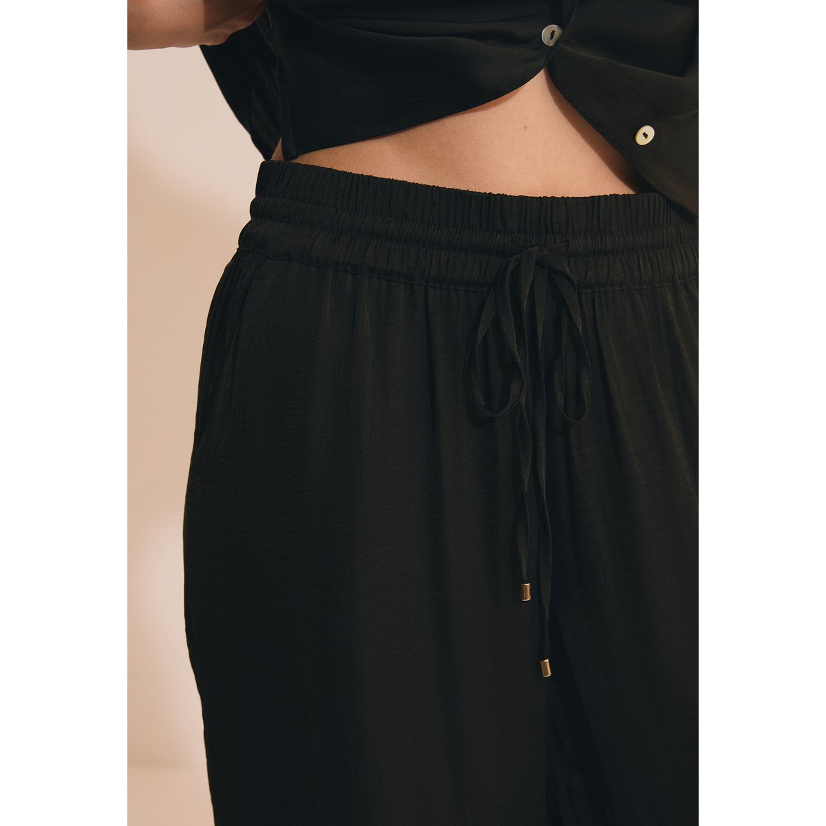 Pantalon de pyjama satiné coupe large CHEETA noir, ETAM